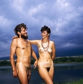 59, Hawaii, nudist couple, nudist pair, Honokohau, Kona, fkk, naked, stripped, freik�rperkultur, naturist couple, naturist, holidays, nudist, love, on holiday, recreation, relaxation, repose, rest, game, beach, coast, nudism, naturism, attitude, pose, posture, heat-wave, thunderclouds, they are walking, bay, gulf, summer, man, woman, bath, bathe, bathing, water, 1990, CD 0106