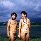 58, Hawaii, nudist couple, nudist pair, freik�rperkultur, Honokohau, Kona, fkk, naked, stripped, naturist couple, naturist, holidays, nudist, love, on holiday, recreation, relaxation, repose, rest, game, beach, coast, nudism, naturism, attitude, pose, posture, heat-wave, thunderclouds, they are walking, bay, gulf, summer, man, woman, bath, bathe, bathing, water, 1990, CD 0106