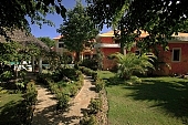 Dominican Republic, spare-time, leisure, time, nature, on holiday, architecture, pool, vat, house, tropical, lush, lustful, gross, warm, pleasant, temperature, critter, haze, steam, vapor, rain, equator, action, skin color, bush, quiet, to diverge, to fork, beautiful, background, to bloom, creative, reassuring, deep, artistic, open, beauty, color, colour, colourful, vivid, flower, daydreaming, dreaming, wishful thinking, dreamy, dreamer, hunch, intuition, anticipation, cloud, bracing, recreation, plumb, sheer, upright, blue, environment, ambience, outdoors, leaf on a plant, sun, sunlight, summer, relaxation, repose, rest, frond, palm tree, reed, holidays, activity, engagement, hiker, tourist, source, traveling, destination, reflection, water, sky, spanish, Columbus, exploring, island, caribbean, sea, brine, Atlantic Ocean, green, Dominica, Dominican, feel, feeling, kind, character, style, light, glitter, sparkle, colors, colours, Kiss L�szl�, L�szl� Kiss