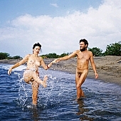 14, Hawaii, nudist couple, nudist pair, naked, stripped, naturist couple, naturist, holidays, nudist, Honokohau, Kona, 1990, fkk, love, on holiday, recreation, relaxation, repose, rest, game, beach, coast, freik�rperkultur, nudism, naturism, attitude, pose, posture, bay, gulf, clear, hygienic, pure, clean, man, woman, bath, bathe, bathing, water, bush, CD 0106