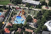 air photograph, aerials, air photo, air photos, swimming pool, blue, water, bath, beach, Szeged, summer, bathing-dress, bathing suit, swim, swimmer, swimming trunks, warm, sunlight, sunshine, pool, vat, sunbather, sunsuit, nudist, house, spare-time, leisure, time, health, people, CD 0029, Kiss L�szl�, L�szl� Kiss