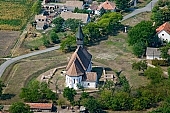 Ofolddeak, Hungary, Csongrád county, church, belfry, water-jump, archaeology, archeology, corn, excavation, castle, fortification, fortress, post, stronghold, roman catholic, air photograph, air photo, air photos, air, aerial, shooting, history, past, last, bygone, investigation, religion, persuasion, believe, village, field, plow, agriculture, husbandry, houses, garden, road, Kiss László, László Kiss