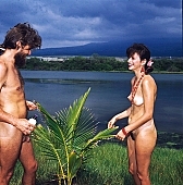 143, Hawaii, nudist couple, nudist pair, freik�rperkultur, Honokohau, Kona, fkk, nudism, girl, woman, young, pretty, naturism, palm, naked, stripped, naturist couple, naturist, holidays, nudist, love, on holiday, recreation, relaxation, repose, rest, game, beach, coast, attitude, pose, posture, heat-wave, thunderclouds, bay, gulf, summer, man, bath, bathe, bathing, water, CD 0106