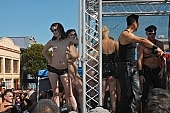 2010, 26, 42, September, Sept, folsom, street, fair, market, demo, gay parade, naked, stripped, woman, pair, apples, boobs, audience, Fans, camera, Kiss L�szl�, L�szl� Kiss