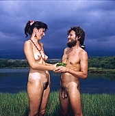 137, freik�rperkultur, Hawaii, nudist couple, nudist pair, Honokohau, Kona, fkk, nudism, girl, woman, young, pretty, naturism, naked, stripped, naturist couple, naturist, holidays, nudist, love, on holiday, recreation, relaxation, repose, rest, game, beach, coast, attitude, pose, posture, heat-wave, thunderclouds, bay, gulf, summer, man, bath, bathe, bathing, water, CD 0106