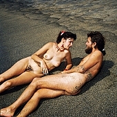 35, freik�rperkultur, Hawaii, nudist couple, nudist pair, Honokohau, Kona, fkk, naked, stripped, naturist couple, naturist, holidays, nudist, love, on holiday, recreation, relaxation, repose, rest, game, beach, coast, nudism, naturism, attitude, pose, posture, heat-wave, they are walking, bay, gulf, summer, man, woman, bath, bathe, bathing, water, 1990, CD 0106