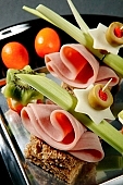 composition, food, delicious, healthy, kiwi, vegetable, tomato, ham, leg of pork, calorie  poor, protein, red, reflection, cold collation, cold meat, cold buffet, breakfast, meal, snack, vitamins, victuals, comestible, edibles, smoked, smoke-dried, vegetarian, close-up, standing, bread, brown bread, orange, egg, cheese, alga, algae, olive, pineapple, cube, steak, cut, Sidney, opera house, leek, broccoli, brocoli, chives, basil, leaf, paprika, red capsicum, red pepper, bowl, black, metal, plan, quadratic, CD 0013, Kiss L�szl�, L�szl� Kiss