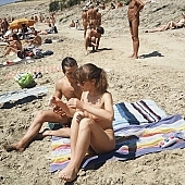 sand, nudist, naturist family, nudist women, thirst, fry, swelter, sunlight, naturist, naturist girl, sands, recreation, young, sunbathing, laughing, laugh, dame, lady, naturist woman, happy, sun, relaxation, repose, rest, disengagement, distraction, resource, way, countenance, look, nature, beach mattress, inflatable raft, summer, holidays, health, as brown as a berry, near nature, beach, waterfront, lake, lake side, field naturist, Polish, Poland, Kryspinow, 1989, CD 0062