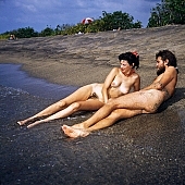 40, Hawaii, nudist couple, nudist pair, Honokohau, Kona, fkk, naked, stripped, naturist couple, naturist, holidays, nudist, freik�rperkultur, love, on holiday, recreation, relaxation, repose, rest, game, beach, coast, nudism, naturism, attitude, pose, posture, heat-wave, they are walking, bay, gulf, summer, man, woman, bath, bathe, bathing, water, 1990, CD 0106