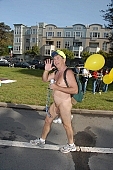 naked running, naturist, ING Bay to breakers, San Francisco, motion, have naked legs, attention rising, naturist participiant, nudist group, covenant, group, naturists, naturist group, naturist programme, nudist runner, women, programme, every year, above age limit, running, walking, special feeling, Heilberg, nude runner, chirpy, nude people, contender, aim, sport, runner, runners, contenders, naked runner, body painting, man, gents, men, nudist man, naked, stripped, procession, running match, nude man, CD 0073