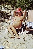 naturist, nudist, naturist woman, naturist man, nudist women, nudist man, naturist girl, naturist family, sun, sunlight, sun-worshipper, sun-bathing, sunbathing, deckchair, recreation, relaxation, repose, rest, disengagement, distraction, resource, nature, summer, holidays, confab, talking, smile, happiness, fraternization, getting acquainted, fry, swelter, health, as brown as a berry, near nature, beach, waterfront, lake, lake side, field naturist, Polish, Poland, Miedzeszyn, 1989, CD 0036, Kiss L�szl�, L�szl� Kiss