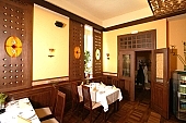 restaurant, furniture, tree, desk, chair, window, cover, spread, table cloth, floor, boarding, lamp, light, fork, knife, napkin, spoon, glass, yellow, brown, familiar, cosy, affable, warm, CD 0025, Kiss L�szl�, L�szl� Kiss