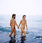 124, Hawaii, nudist couple, nudist pair, Honokohau, freik�rperkultur, Kona, fkk, nudism, girl, woman, young, pretty, naturism, naked, stripped, naturist couple, naturist, holidays, nudist, love, on holiday, recreation, relaxation, repose, rest, game, beach, coast, attitude, pose, posture, heat-wave, bay, gulf, summer, man, bath, bathe, bathing, water, CD 0106