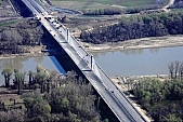 35, bridge, Szeged, Mak�, Mora Ferenc, highway, M43, Mako and Szeged between, hanging bridge, truss bridge, 660 meter, 31.6 km, Tisza, air photograph, building, camion, car, transit traffic, 2011th April 20, singular, lonesome, unique, rarity, Hungary, Csongrad, county, Europe, air photo, Kiss L�szl�, L�szl� Kiss