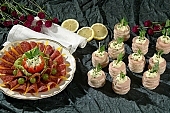 ham, leg of pork, cold collation, cold meat, cold buffet, salami, food, serv, serving, victuals, comestible, edibles, lemon, tomato, cheese, flower, plate, white, cover, spread, table cloth, eatable, edible, delicious, paprika, salad, onion, smoked, smoke-dried, meal, breakfast, lunch, dinner, leaf, green, meat, bacon, vegetable, vegetarian, healthy, healthy lifestyle, vitamins, olive, picker, reel, roll, roller, furl, celeriac, celery, gilt, grapes, blossom, bloom, Kiss L�szl�, L�szl� Kiss