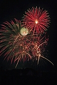 new year, happy, beauty, beautiful, pretty, explosion, rocket, night, by night, to coruscate, to sparkle, fireworks, firework, pyrotechnics, pyrotechny, colourful, vivid, celebrate, solemn, holiday, celebration, dark, light, glitter, sparkle, sky, canopy of heaven, cope of heaven, firmament, fire, petard, blue, red, yellow, gold, silver, fire-flower, fire-flowers, flower, flowers, beam of light, Kiss L�szl�, L�szl� Kiss