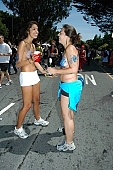 body painting, running, naturist participiant, confluence, naturist group, naturist programme, women, gents, men, naked, stripped, chirpy, programme, San Francisco, ING Bay to breakers, every year, above age limit, naturists, special feeling, Gviulan, nude runner, hello, unswagged pair, strange pair, pair, girls, CD 0072
