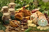 cheese, crescent roll, grapes, apple, leaf, leaves, desk, cover, spread, table cloth, food, fruit, dairy product, packet, packing, curd cheese, cube, basil, goat cheese, lash, whip, scourge, sheep, chipped, ham, leg of pork, Kiss L�szl�, L�szl� Kiss