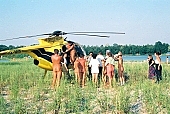 naturist, naked, stripped, flying trip, 1991, july, MD-500, chopper, helicopter, HA-MSF, Szeged, Air Service Hungary, smile, passengers, videoing, embarkation, all aboard, pilot, CD 0001, Hungary