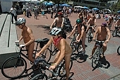 naturist demonstrative, naturist, nature-lover, nudist, bicyclist demonstrative, Greens, fkk, naturist bicyclist, nudist demonstrator, attention rising, naked programme, nudist protester, naked, stripped, nudist group, nudist man, nudism, nudist demo, naturist bicycle group, unclothed, naked men, naked bicyclists, cyclist, cycler, protest, in the city, demo, street demonstration, exhibitionism, naturist men, naturist cycling procession, cycling, naturism, group, naked demonstrator, street-door, man, free body culture, bicycle procession, environmental pollution, street procession, town, city, downtown, traffic, environmentalists, cars, friendly group, friend, car, nude man, america, amercan demonstration, procession, nudist men, live billboard, live advetising hoarding, protester, nude woman, symbol, notice, woman, text of protest, environmental, streets, notable, remarkable, coterie, concourse, advertisement, environment, ambience, conviction, straight-out, wholeheartedly, WNBR, USA, San Francisco, street, on the street, World Naked Bike Ride, confluence, body, road, cycling tour, bicycle, streets of San Francisco, women, gents, men, protesters, fight against the dependence, California, 2007, CD 0078