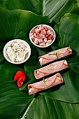 composition, food, delicious, healthy, vegetable, tomato, ham, leg of pork, calorie  poor, protein, red, reflection, cold collation, cold meat, cold buffet, breakfast, lunch, dinner, meal, snack, vitamins, victuals, comestible, edibles, smoked, smoke-dried, vegetarian, close-up, standing, cheese, olive, pineapple, cube, steak, cut, chives, basil, leaf, leaves, green, paprika, red capsicum, red pepper, plan, quadratic, CD 0013, appetite, relish, curd cheese, bacon, stuffed ham, fat, Kiss L�szl�, L�szl� Kiss