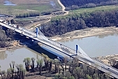 38, bridge, Szeged, Mak�, Mora Ferenc, highway, M43, Mako and Szeged between, hanging bridge, truss bridge, 660 meter, 31.6 km, Tisza, air photograph, building, camion, car, transit traffic, 2011th April 20, singular, lonesome, unique, rarity, Hungary, Csongrad, county, Europe, Kiss L�szl�, L�szl� Kiss