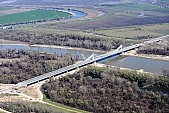 25, bridge, Szeged, Mak�, Mora Ferenc, highway, M43, Mako and Szeged between, hanging bridge, truss bridge, 660 meter, 31.6 km, Tisza, air photograph, building, camion, car, transit traffic, 2011th April 20, singular, lonesome, unique, rarity, Hungary, Csongrad, county, Europe, Kiss L�szl�, L�szl� Kiss