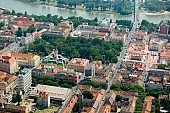 Szeged, downtown, bridge, Ujszeged, Tisza, ship, keels, surface ships, air photograph, air photographs, aerials, town, city, outskirts, city center, building estate, garden city, garden suburb, faubourg, museum, Mora Ferenc, traffic circle, house, houses, line of houses, street, streets, car, road, cars, building, buildings, park, green, garden, birds eye view, of birds eye view, environment, ambience, neighbor, neighborhood, everyday life, at home, countryside, aldermanry, plan, air, aerial, air photo, grounds, parkland, Kiss L�szl�, L�szl� Kiss