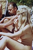 naturist, nudist, naturist woman, naturist man, nudist women, nudist man, naturist girl, girls, naturist family, friend, fraternization, connection, friends, girlfriend, fraternity, fellowship, be on the beach, sun, sunlight, sun-bathing, sunbathing, recreation, relaxation, repose, rest, disengagement, distraction, resource, confab, talking, nature, summer, holidays, fry, swelter, health, as brown as a berry, near nature, beach, waterfront, lake, lake side, field naturist, Polish, Poland, Miedzeszyn, 1989, CD 0036, Kiss L�szl�, L�szl� Kiss