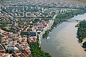 air photograph, air photo, air photos, aerials, Hungary, Szeged, birds eye view, tower blocks, block of flat, block of flats, tower block, high, concrete, Radio 88, town, city, outskirts, city center, building estate, garden city, garden suburb, faubourg, house, houses, line of houses, crossroads, crossing, street, streets, circuit, boulevard, circuits, car, road, cars, waterworks, art museum, building, buildings, park, green, garden, environment, ambience, neighbor, neighborhood, everyday life, at home, countryside, aldermanry, plan, air, aerial, promenad, square, classical, recent, trendy, of value, of high value, expensive, plot, building operations, development, gardens, rooftop, beauty, beautiful, pretty, bridge, bridge of downtown, river, Tisza, garden pool, pool, vat, bogie, luxory places, luxory housing, white, blue, brown, yellow, flat, gray, of birds eye view, regular, Tarj�n, Bertalan, CD 0029, Kiss L�szl�, L�szl� Kiss
