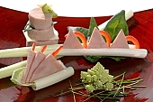 composition, food, delicious, healthy, kiwi, vegetable, tomato, ham, leg of pork, calorie  poor, protein, red, reflection, cold collation, cold meat, cold buffet, breakfast, meal, snack, vitamins, victuals, comestible, edibles, smoked, smoke-dried, vegetarian, close-up, standing, egg, cheese, alga, algae, olive, pineapple, cube, steak, cut, Sidney, opera house, leek, broccoli, brocoli, chives, basil, leaf, lettuce, paprika, red capsicum, red pepper, CD 0013, Kiss L�szl�, L�szl� Kiss