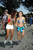 body painting, entertainment, excellent amusement, running, naturist participiant, confluence, naturist group, naturist programme, women, gents, men, naked, stripped, programme, San Francisco, ING Bay to breakers, every year, above age limit, naturists, special feeling, Gviulan, nude runner, hello, unswagged pair, strange pair, pair, girls, CD 0072