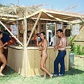 naturist, nudist, naturism, nudism, naturist woman, naturist man, nudist women, nudist man, young naturists, young nudist, beach, camping, fire, brand, bar, pub, buffet, canteen, bistro, smile, Samagatuma, Laua, 1982, Hawaii, sunlight, CD 0092