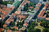 Szeged, central, town, city, downtown, air photograph, air photo, square, city center, house, houses, top, roof, birds eye view, of birds eye view, park, street, grassland, trees, green, building estate, sunlight, sunshine, CD 0029, Kiss L�szl�, L�szl� Kiss