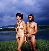 45, Hawaii, nudist couple, nudist pair, Honokohau, Kona, fkk, naked, stripped, freik�rperkultur, naturist couple, naturist, holidays, nudist, love, on holiday, recreation, relaxation, repose, rest, game, beach, coast, nudism, naturism, attitude, pose, posture, heat-wave, they are walking, bay, gulf, summer, man, woman, bath, bathe, bathing, water, 1990, CD 0106