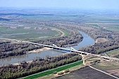 10, bridge, Szeged, Mak�, Mora Ferenc, highway, M43, Mako and Szeged between, hanging bridge, truss bridge, 660 meter, 31.6 km, Tisza, air photograph, building, camion, car, transit traffic, 2011th April 20, singular, lonesome, unique, rarity, Hungary, Csongrad, county, Europe, Kiss L�szl�, L�szl� Kiss
