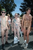 San Francisco, runner, naturist men, naked runner, ING Bay to breakers, naturist participiant, naturist group, naturist programme, gents, men, naked, stripped, tattooed, programme, every year, above age limit, naturists, body painting, tattoo, tattoed design, running, special feeling, Gviulan, nude runner, chirpy, to splurge, CD 0072