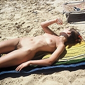 naturist, nudist women, fry, swelter, sunlight, naturist girl, sands, recreation, young, sunbathing, dame, lady, naturist woman, sand, nudist, sun, relaxation, repose, rest, disengagement, distraction, resource, way, countenance, look, nature, beach mattress, inflatable raft, summer, holidays, health, as brown as a berry, near nature, beach, waterfront, lake, lake side, field naturist, Polish, Poland, Kryspinow, 1989, CD 0061