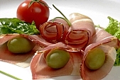 salami, food, eatable, edible, delicious, meal, breakfast, lunch, dinner, flower, leaf, green, ham, leg of pork, cold collation, cold meat, cold buffet, serv, serving, victuals, comestible, edibles, smoked, smoke-dried, meat, bacon, salad, vegetable, vegetarian, healthy, healthy lifestyle, vitamins, tomato, plate, olive, picker, reel, roll, roller, furl, blossom, bloom, Kiss L�szl�, L�szl� Kiss