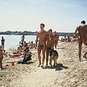 naturist, dog, to take a dog for a walk, friend, friends, girlfriend, sunlight, fry, swelter, dame, lady, naturist woman, sand, naturist fellowship, nudist band, nudist, naturist man, nudist women, nudist man, naturist girl, naturist family, naturist couple, sun, sunbathing, recreation, relaxation, repose, rest, disengagement, distraction, resource, nature, summer, holidays, health, saunter, bathe, bathing, as brown as a berry, happy, joyful, joyfully, glad, laughing, laugh, entertainment, getting acquainted, familiar, domesticity, near nature, beach, waterfront, lake, lake side, field naturist, game, Polish, Poland, Kryspinow, 1989, CD 0059