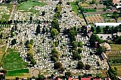 Mak�, Csongrad county, Hungary, cemetery, churchyard, graveyard, hallowed ground, death, ending, passing, grave, mausoleum, tomb, bereavement, mourning, air photograph, air photo, air photos, aerials, birds eye view, concrete, town, city, aerial, garden city, garden suburb, faubourg, house, houses, line of houses, rooftop, crossroads, crossing, street, streets, car, road, cars, art museum, building, buildings, park, green, garden, environment, ambience, neighbor, neighborhood, everyday life, at home, countryside, aldermanry, plan, air, promenad, square, classical, of value, of high value, expensive, plot, building operations, development, gardens, beauty, beautiful, pretty, white, blue, brown, yellow, flat, gray, of birds eye view, regular, avenue, boulevard, squares, CD 0029, Kiss L�szl�, L�szl� Kiss