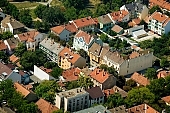 Szeged, central, town, city, downtown, birds eye view, of birds eye view, park, street, air photograph, air photo, square, city center, house, houses, top, roof, grassland, trees, green, building estate, sunlight, sunshine, CD 0029, Kiss L�szl�, L�szl� Kiss