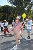 naked running, naturist, motion, have naked legs, attention rising, naturist participiant, nudist group, covenant, group, ING Bay to breakers, San Francisco, naturists, naturist group, naturist programme, nudist runner, women, programme, every year, above age limit, running, walking, special feeling, Heilberg, nude runner, chirpy, nude people, contender, aim, sport, runner, runners, contenders, naked runner, body painting, man, gents, men, nudist man, naked, stripped, procession, running match, nude man, CD 0073
