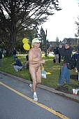 naturist participiant, nudist group, covenant, group, ING Bay to breakers, San Francisco, naturists, naturist group, naturist programme, nudist runner, women, gents, men, naked, stripped, programme, every year, above age limit, body painting, running, walking, special feeling, Heilberg, nude runner, chirpy, nude people, CD 0071