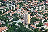 air photograph, air photo, air photos, aerials, Hungary, Szeged, birds eye view, Ujszeged, tower block, 17 floor, high, concrete, Radio 88, aerial, antennas, founder Andras Toth, radio transmitter, town, city, outskirts, city center, building estate, garden city, garden suburb, faubourg, house, houses, line of houses, crossroads, crossing, street, streets, circuit, boulevard, circuits, car, road, cars, waterworks, art museum, building, buildings, park, green, garden, environment, ambience, neighbor, neighborhood, everyday life, at home, countryside, aldermanry, plan, air, promenad, square, classical, recent, trendy, of value, of high value, expensive, plot, building operations, development, gardens, rooftop, beauty, beautiful, pretty, bridge, bridge of downtown, river, Tisza, garden pool, pool, vat, bogie, luxory places, luxory housing, white, blue, brown, yellow, flat, gray, of birds eye view, Bertalan bridge, ramp, approach, CD 0029, Kiss Lszl, Lszl Kiss