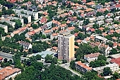 air photograph, air photo, air photos, aerials, Hungary, Szeged, birds eye view, Ujszeged, tower block, 17 floor, high, concrete, Radio 88, aerial, antennas, founder Andras Toth, radio transmitter, town, city, outskirts, city center, building estate, garden city, garden suburb, faubourg, house, houses, line of houses, crossroads, crossing, street, streets, circuit, boulevard, circuits, car, road, cars, waterworks, art museum, building, buildings, park, green, garden, environment, ambience, neighbor, neighborhood, everyday life, at home, countryside, aldermanry, plan, air, promenad, square, classical, recent, trendy, of value, of high value, expensive, plot, building operations, development, gardens, rooftop, beauty, beautiful, pretty, bridge, bridge of downtown, river, Tisza, garden pool, pool, vat, bogie, luxory places, luxory housing, white, blue, brown, yellow, flat, gray, of birds eye view, Bertalan bridge, ramp, approach, CD 0029, Kiss L�szl�, L�szl� Kiss