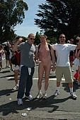 fraternity, fellowship, sport, nature, exhibitionist, running, nude man, nudist runner, exhibitionism, strapping, naturist participiant, naturist group, naturist programme, women, gents, men, naked, stripped, chirpy, programme, San Francisco, ING Bay to breakers, every year, above age limit, naturists, special feeling, Gviulan, nude runner, have legs, man, CD 0072