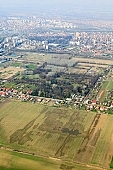 soil, ground, aerials, air photograph, critter, haze, steam, vapor, yellow, green, streets, building estate, town, city, roads, ways, parcel, plow, field, arable, clod, earth, ploughland, tillage, cultivation, grower, agriculture, agricultural land, air, aerial, air photo, of the air, plan, inland inundation, water, grass, nature, grain, cereals, cornfield, corn, brown, dirt road, homestead, farm, park, forest, Szeged, river, Tisza, outskirts, garden city, garden suburb, house, houses, line of houses, Bertalan, bridge, Kiss L�szl�, L�szl� Kiss