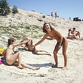 naturist, dame, lady, naturist woman, sand, naturist fellowship, nudist band, nudist, naturist man, nudist women, nudist man, naturist girl, naturist family, naturist couple, sun, sunlight, sunbathing, recreation, relaxation, repose, rest, disengagement, distraction, resource, nature, summer, holidays, fry, swelter, health, saunter, bathe, bathing, as brown as a berry, happy, joyful, joyfully, glad, laughing, laugh, entertainment, getting acquainted, familiar, domesticity, near nature, beach, waterfront, lake, lake side, field naturist, game, Polish, Poland, Kryspinow, 1989, CD 0059