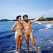 34, Hawaii, nudist couple, nudist pair, Honokohau, Kona, fkk, naked, stripped, freik�rperkultur, naturist couple, naturist, holidays, nudist, love, on holiday, recreation, relaxation, repose, rest, game, beach, coast, nudism, naturism, attitude, pose, posture, heat-wave, they are walking, bay, gulf, summer, man, woman, bath, bathe, bathing, water, 1990, CD 0106